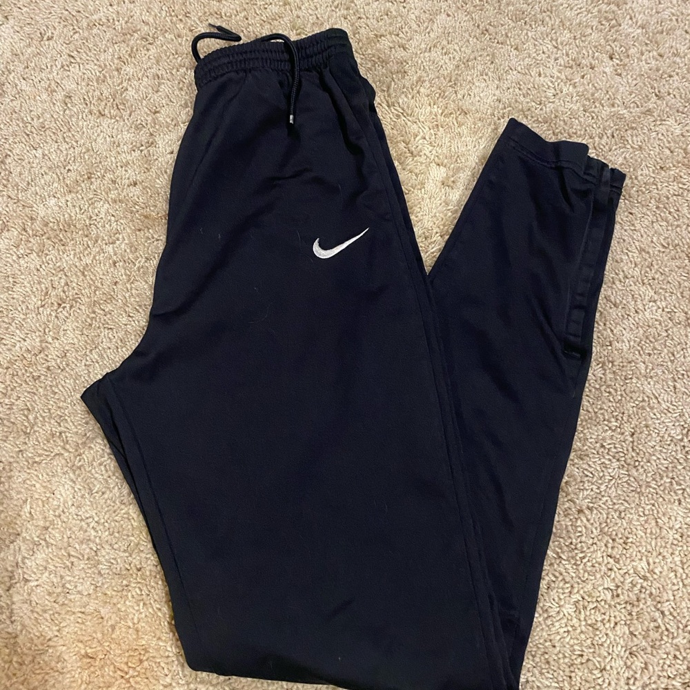 Nike joggers size large